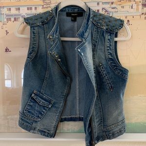90’s Denim spiked shoulder vest